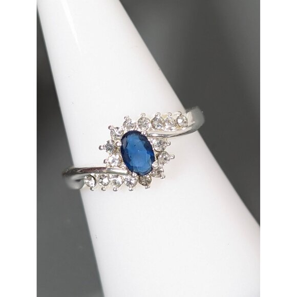 Unbranded Jewelry - Silver Tone Blue Faux Sapphire Oval CZ Ring Birhtstone Size 8